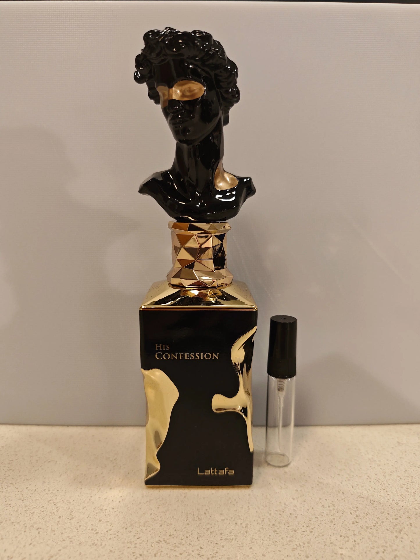 Lattafa His Confession Decant Lattafa